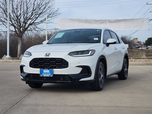 Certified 2023 Honda HR-V EX-L image 3