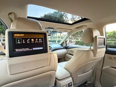 Used 2013 Lexus RX 450h AWD image 20