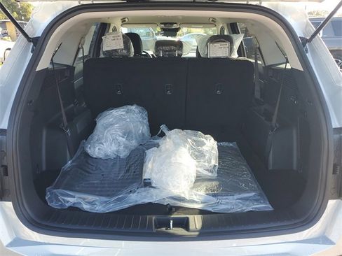 New 2026 Kia Sorento LX image 14