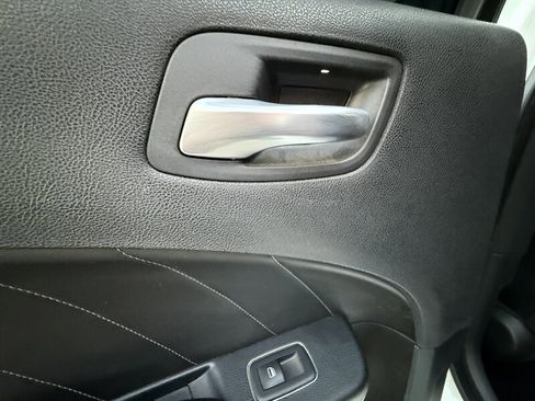 Used 2016 Dodge Charger R/T Scat Pack w/ Technology Group image 28