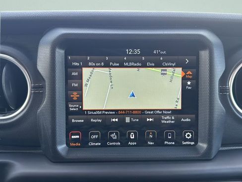 Used 2020 Jeep Gladiator Overland image 24