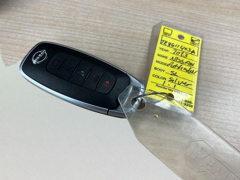 Used 2023 Nissan Pathfinder SL FWD image 35