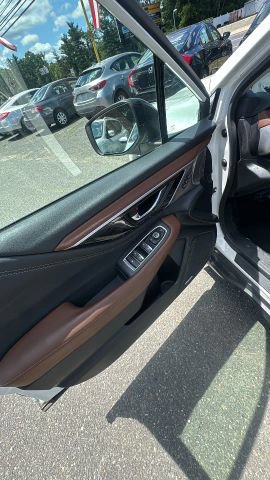 Used 2020 Subaru Outback Touring XT AWD/4WD image 10