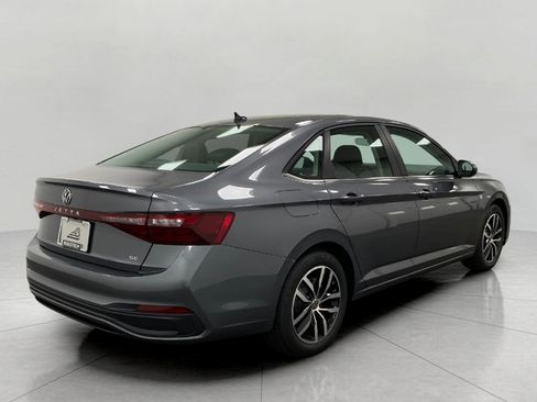 New 2025 Volkswagen Jetta SE image 3