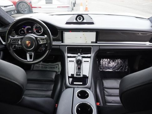 Used 2019 Porsche Panamera Turbo image 47