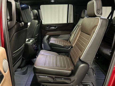 New 2026 GMC Yukon XL Denali Ultimate AWD/4WD image 21