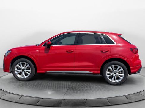 Used 2024 Audi Q3 2.0T Premium AWD/4WD image 2