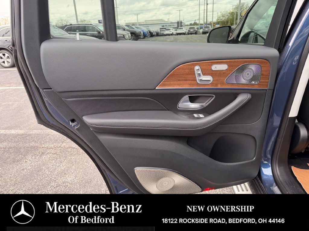 Used 2026 Mercedes-Benz GLS 450 4MATIC image 21