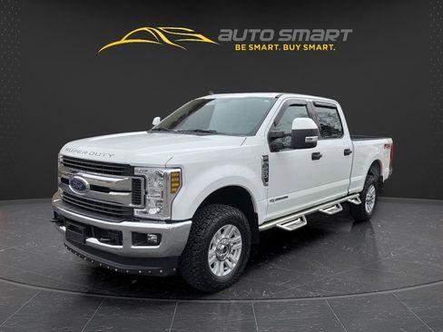 Used 2019 Ford F250 XLT w/ XLT Value Package image 2