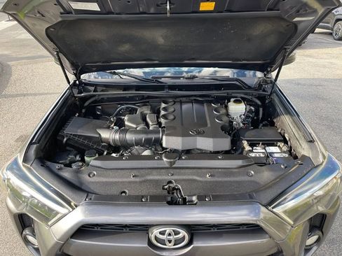 Used 2015 Toyota 4Runner SR5 image 27