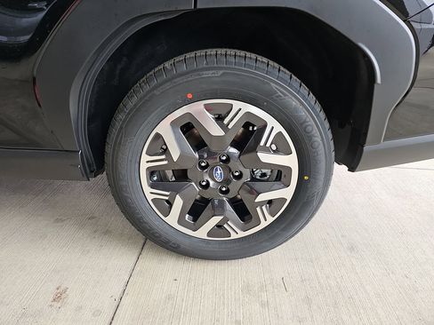 New 2026 Subaru Forester Premium AWD/4WD image 39