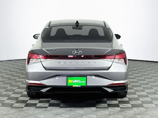 Used 2021 Hyundai Elantra SEL FWD image 7