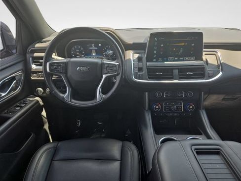 Used 2022 Chevrolet Tahoe Z71 w/ Z71 Off-Road Package AWD/4WD image 10