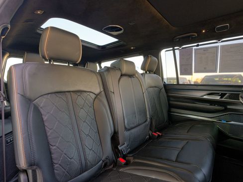 Used 2023 Jeep Grand Wagoneer L Series III w/ Rear Seat Video Group 1 image 22