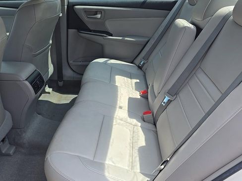 Used 2016 Toyota Camry XLE FWD image 3