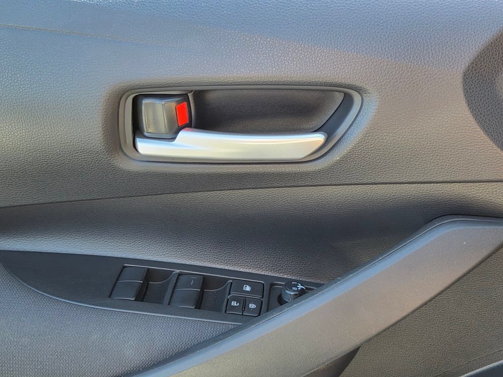Used 2026 Toyota Corolla SE FWD image 23