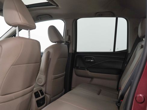 Used 2019 Honda Ridgeline RTL image 17
