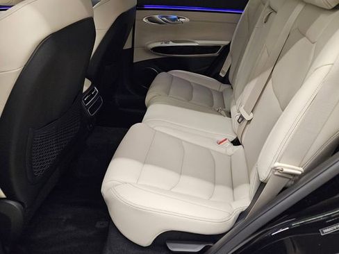 Used 2026 Genesis GV70 2.5T image 12