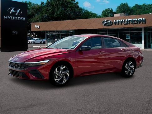 New 2025 Hyundai Elantra Sport image 2