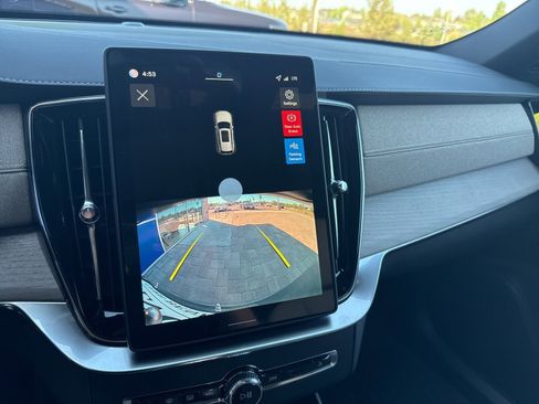 New 2026 Volvo XC90 B6 Core image 26