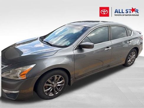 Used 2015 Nissan Altima 2.5 S w/ Special Edition Package image 1