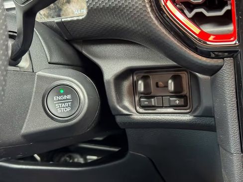 New 2025 Ford Ranger Raptor image 23