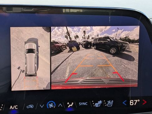 New 2025 Chevrolet Suburban Premier image 42