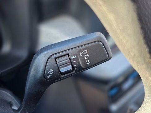 Used 2025 Ford Maverick XLT w/ Equipment Group 302A image 30