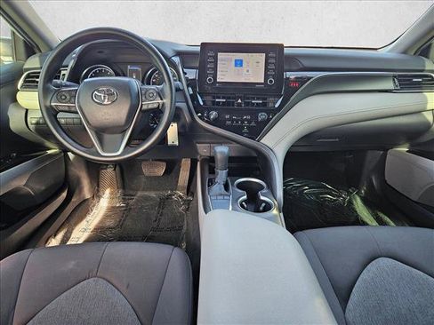 Used 2022 Toyota Camry LE image 16