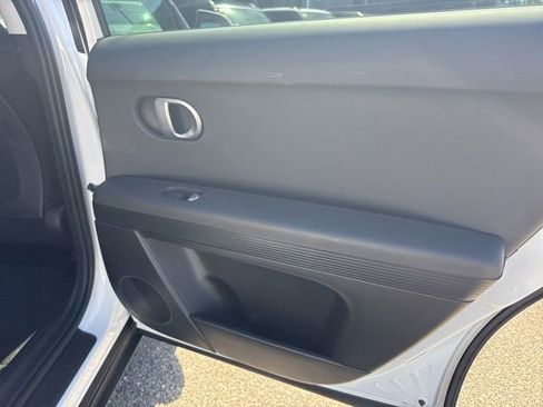 Used 2024 Hyundai Ioniq 5 SEL RWD image 11