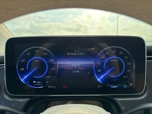 Used 2022 Mercedes-Benz EQS 450+ Sedan image 16