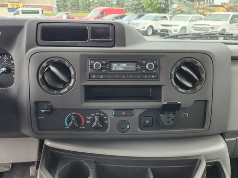 New 2027 Ford E-450 and Econoline 450 Super Duty w/ Power Equipment Group RWD image 12