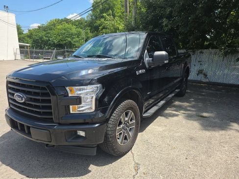 Used 2017 Ford F150 XLT w/ Equipment Group 302A Luxury AWD/4WD image 1