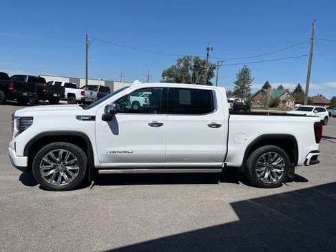 Used 2024 GMC Sierra 1500 Denali w/ Denali Reserve Package AWD/4WD image 11