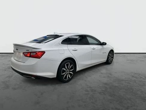 Used 2022 Chevrolet Malibu RS FWD image 4