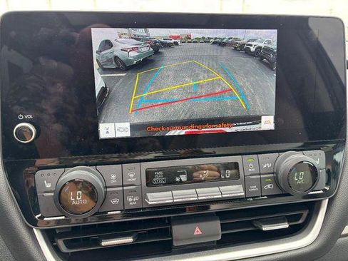 Certified 2024 Toyota Grand Highlander AWD image 19