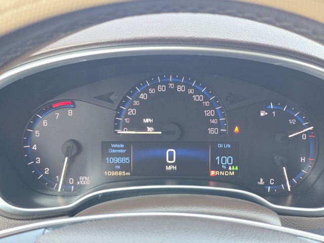 Used 2015 Cadillac SRX Luxury w/ Driver Awareness Package FWD image 19