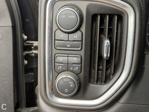 Used 2021 Chevrolet Silverado 3500 LT w/ Convenience Package AWD/4WD image 23