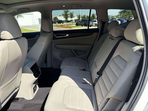 New 2026 Volkswagen Atlas SEL image 20