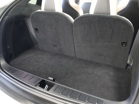 Used 2020 Tesla Model X Long Range image 46