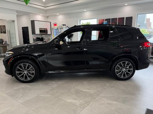 Used 2023 BMW X5 xDrive40i w/ M Sport Package AWD/4WD image 4