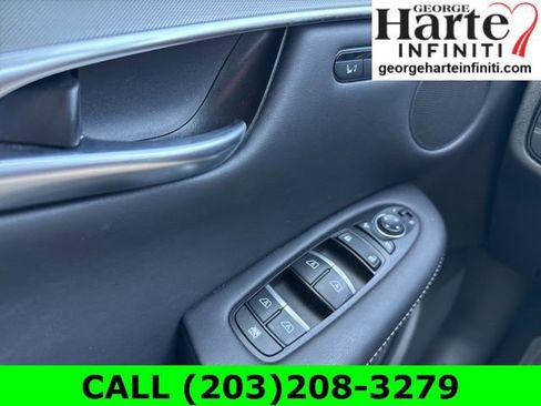 Certified 2023 INFINITI QX50 Luxe image 14