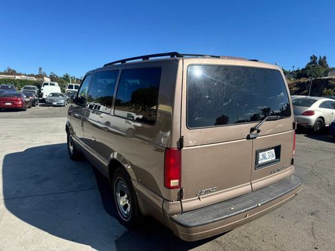 Used 2001 Chevrolet Astro Passenger RWD image 6