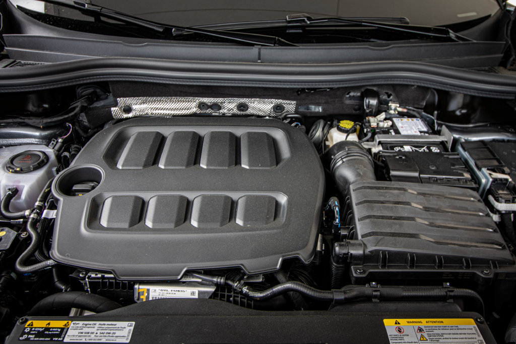 New 2026 Volkswagen Tiguan SE R-Line FWD image 11