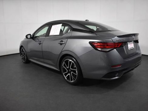 Used 2024 Nissan Sentra SR w/ SR Premium Package FWD image 6