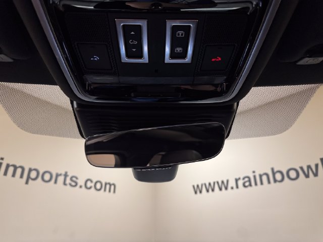 Used 2026 Land Rover Range Rover Velar S AWD/4WD image 21