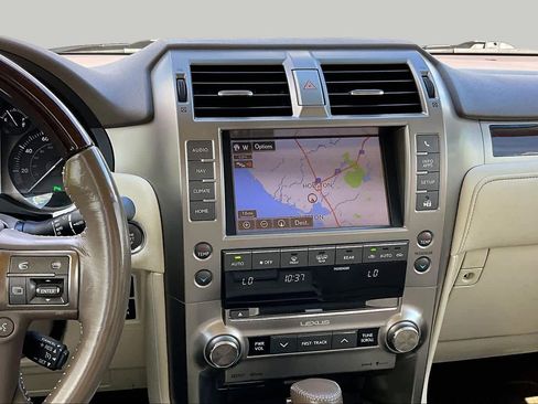 Used 2017 Lexus GX 460 Premium AWD/4WD image 7