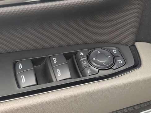 Certified 2025 Chevrolet Silverado 2500 ZR2 w/ Technology Package image 12