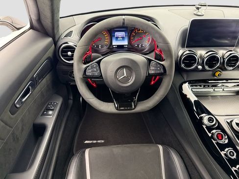 Used 2018 Mercedes-Benz AMG GT R image 10