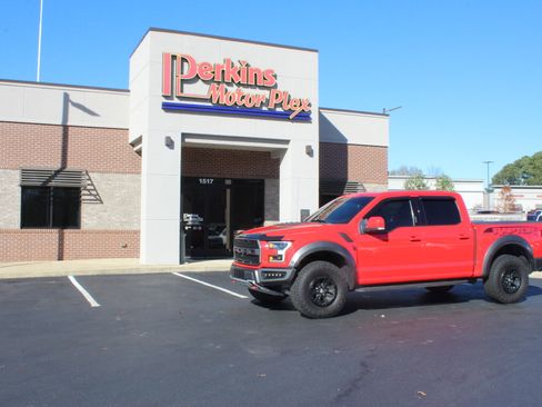 Used 2018 Ford F150 Raptor w/ Equipment Group 802A Luxury image 41
